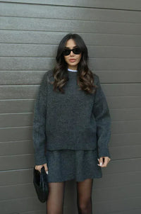 Gris foncé